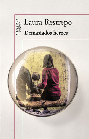 DEMASIADOS HÉROES (2015)